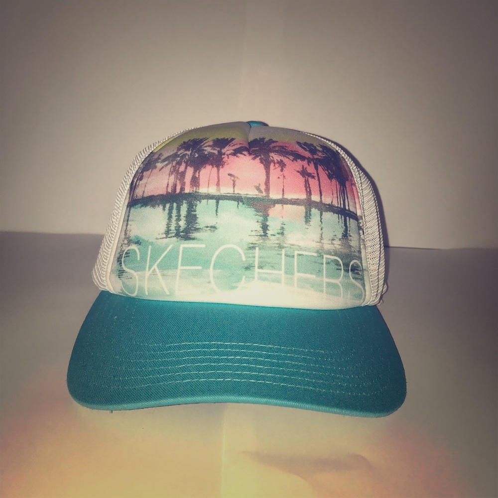 NEW Adjustable Tropical Skechers Cap